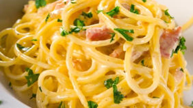 Testenine carbonara