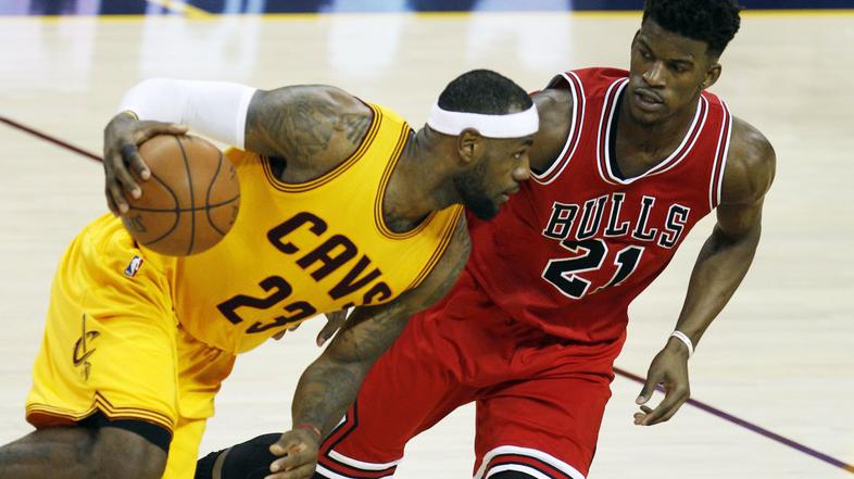 lebron james cleveland chicago