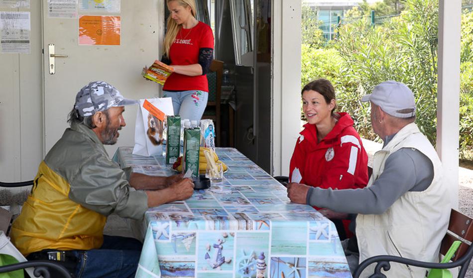 V Kopru našli mrtvega 37-letnika, stanovalci pretreseni