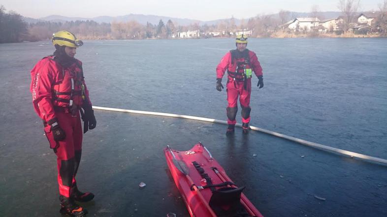 Koseški bajer, gasilci, vaja