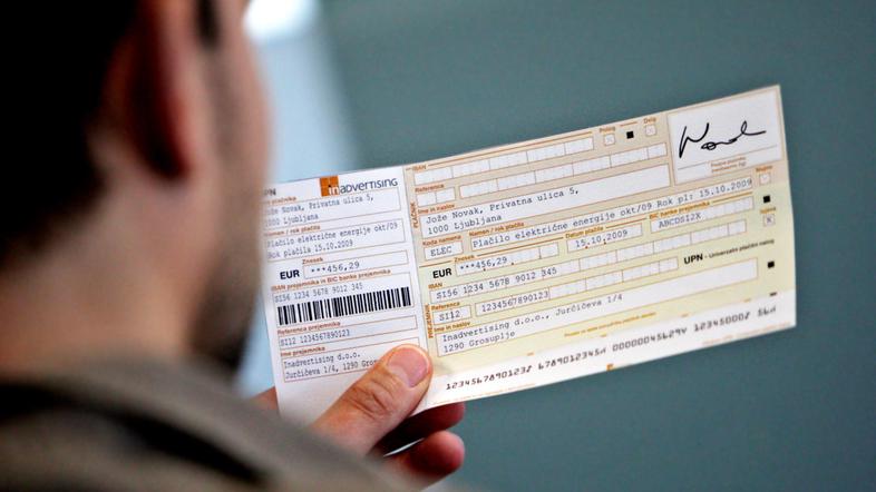 Takšen bo univerzalni plačilni nalog. (Foto: Boštjan Tacol)