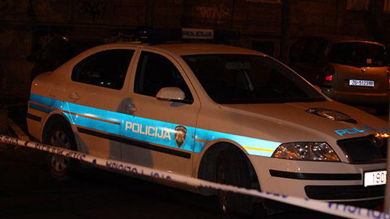 Vinjeni 36-letni Zadrčan je med svojo eskapado ranil štiri ljudi in poškodoval s