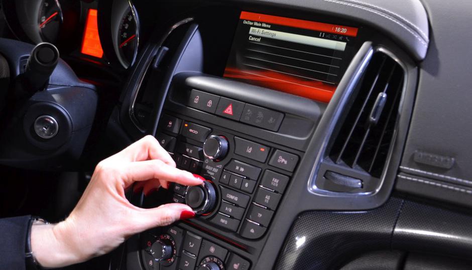 Opel OnStar | Avtor: Gregor Prebil