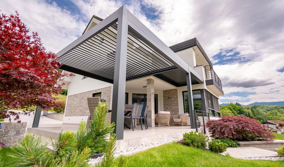 Kakovostne bioklimatske pergole – popolna rešitev za sodobno bivanje na prostem
