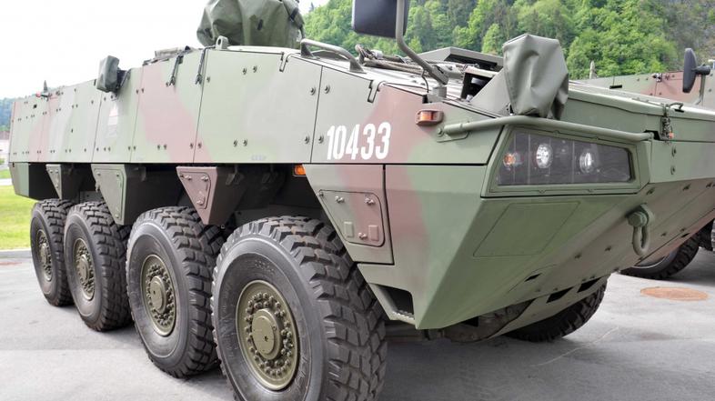 <Ljubljana> 09.05.09, Patria,vojaska vozila, osemkolesniki, Gorenje, proiz