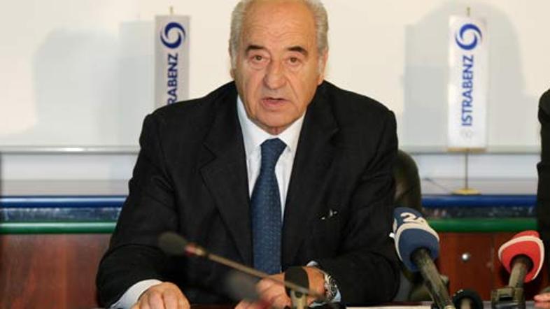Odstopil je prvi nadzornik Istrabenza Janko Kosmina.