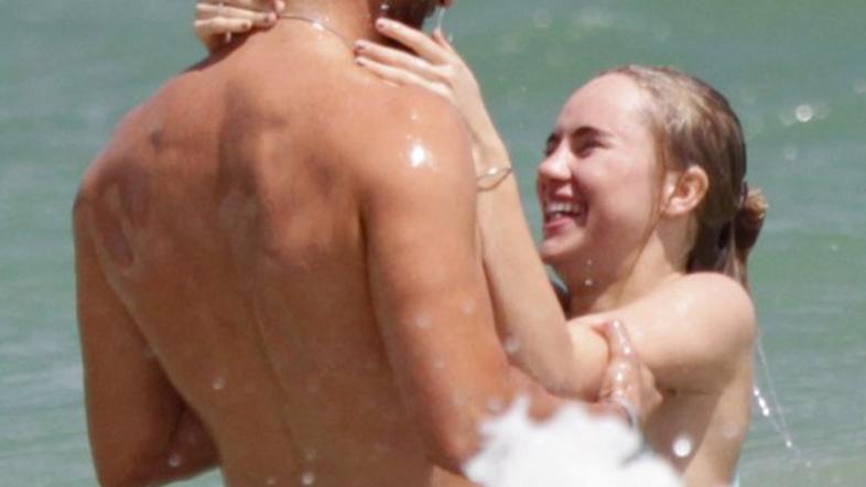 Bradley Cooper Suki Waterhouse