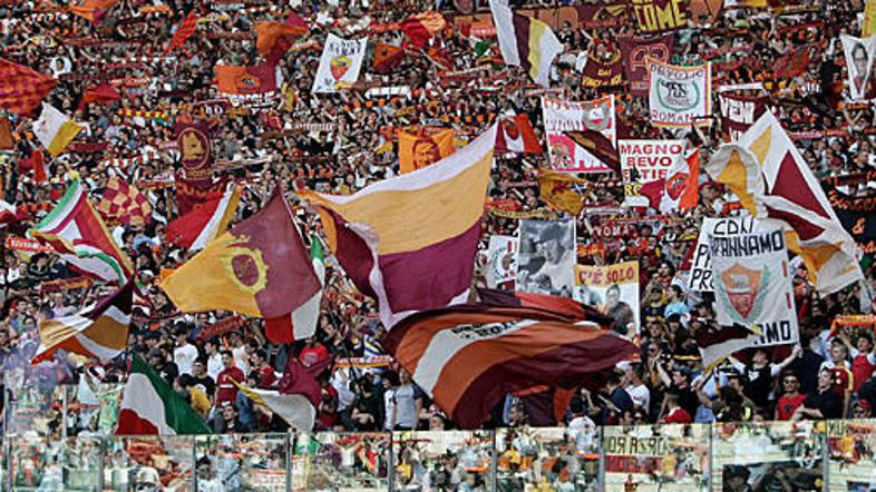 Italijanski nogometni navijači napovedujejo stavko.