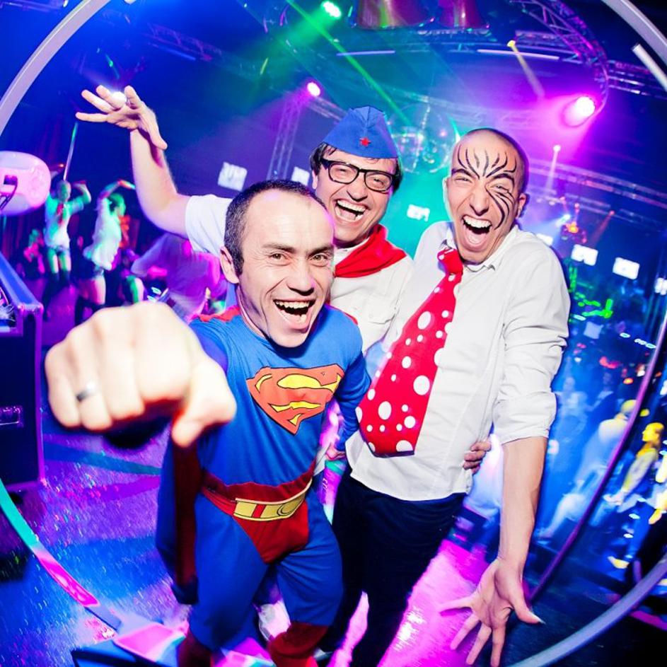 Slastna cirkuška noč mladosti