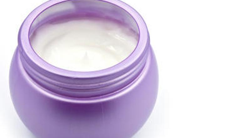 Vsebuje naj to, kar vaša koža zares potrebuje.