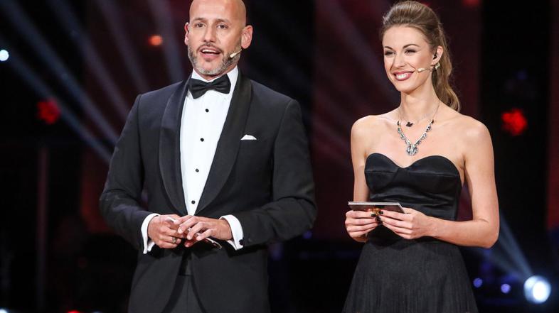 Zvezde plešejo, Peter Poles, Tara Zupančič