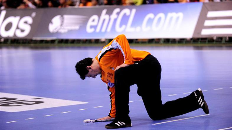 Arpad Šterbik bo ustavljal strele igralcev Kiela. (Foto: Gregor Katič)