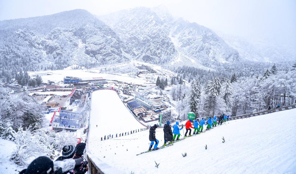 Zaskrbljujoče stanje v Planici: Organizatorji posegli po ekstremni rešitvi