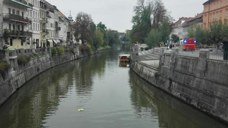 Policija - Hribarjevo nabrežje
