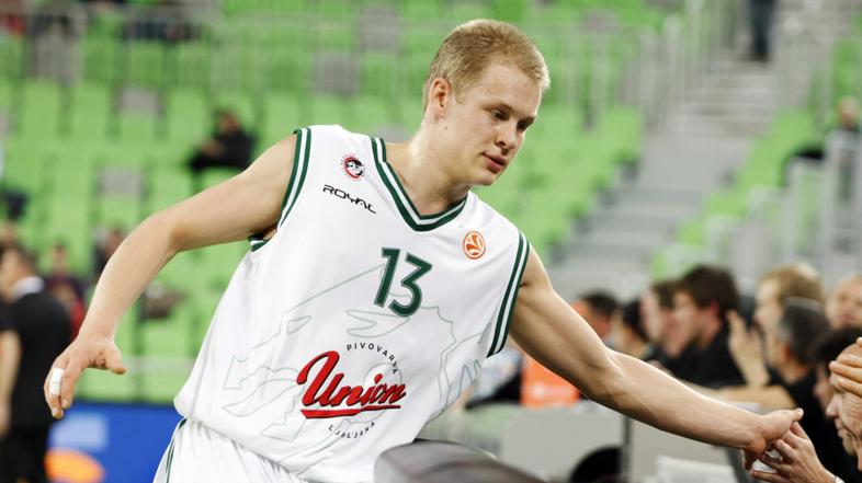 sport 02.11.2011 Sasu Salin, kosarka, evroliga, 3. krog, skupina D, Union Olimpi