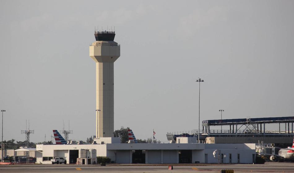 Amerika bo zavrnila vizume ljudem, ki na dve vprašanji ne odgovorijo z "ne"