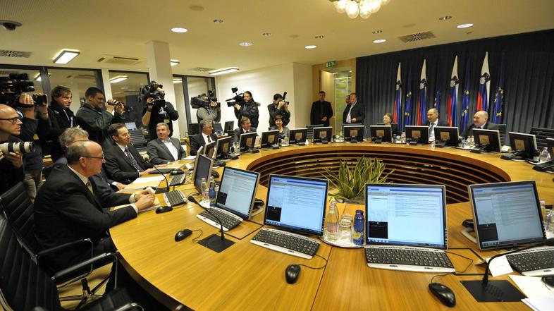 Prva seja druge Janševe vlade