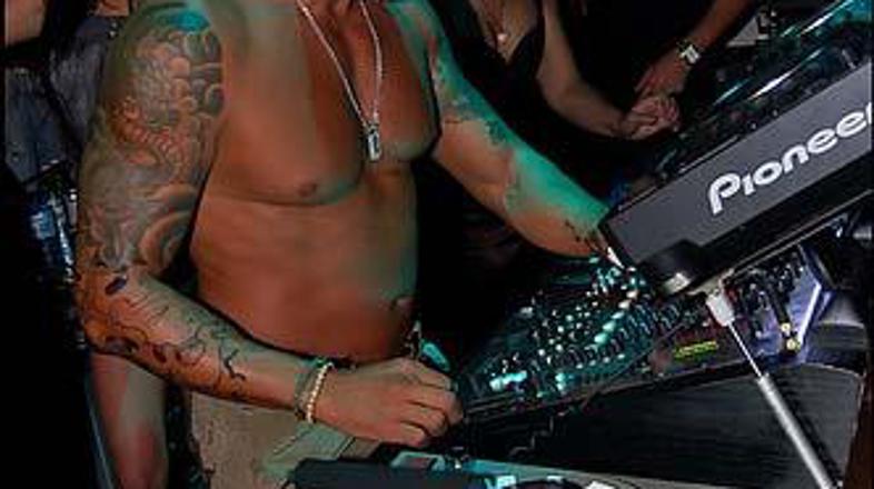 Moralesa lahko v Inboxu slišite zastonj.