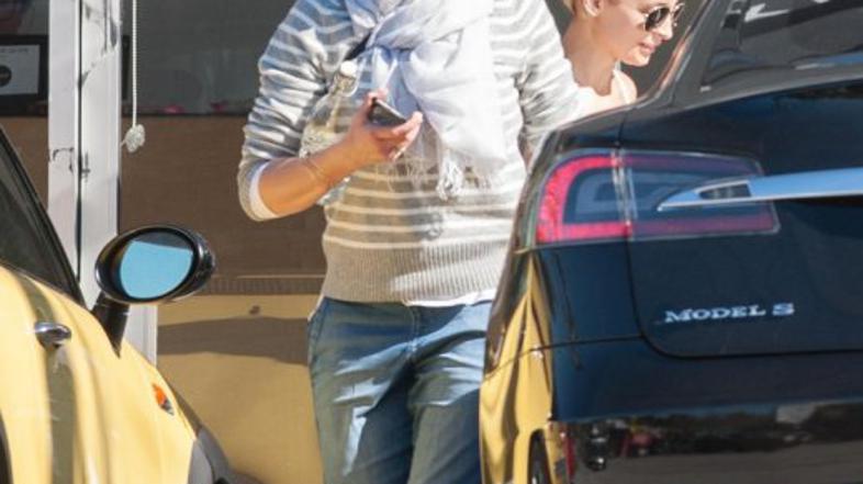 Nicole Richie in Cameron Diaz