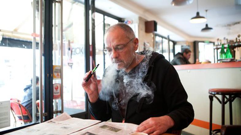 elektronska cigareta