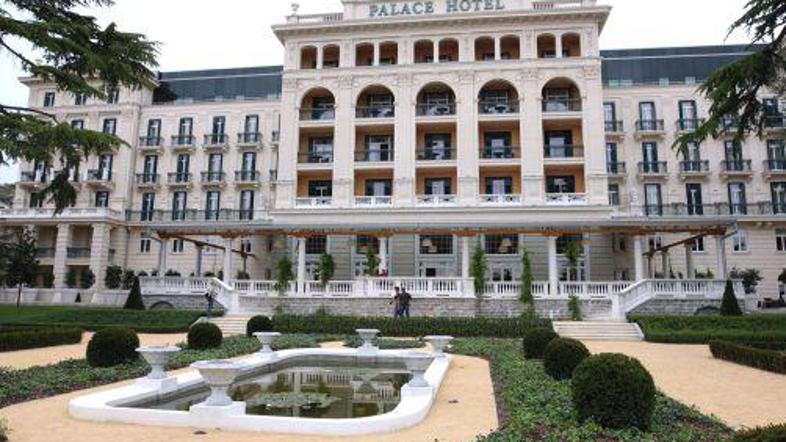 Kempinski Palace Portorož je po ugotovitvah AT Kearney vreden le štiri milijone 