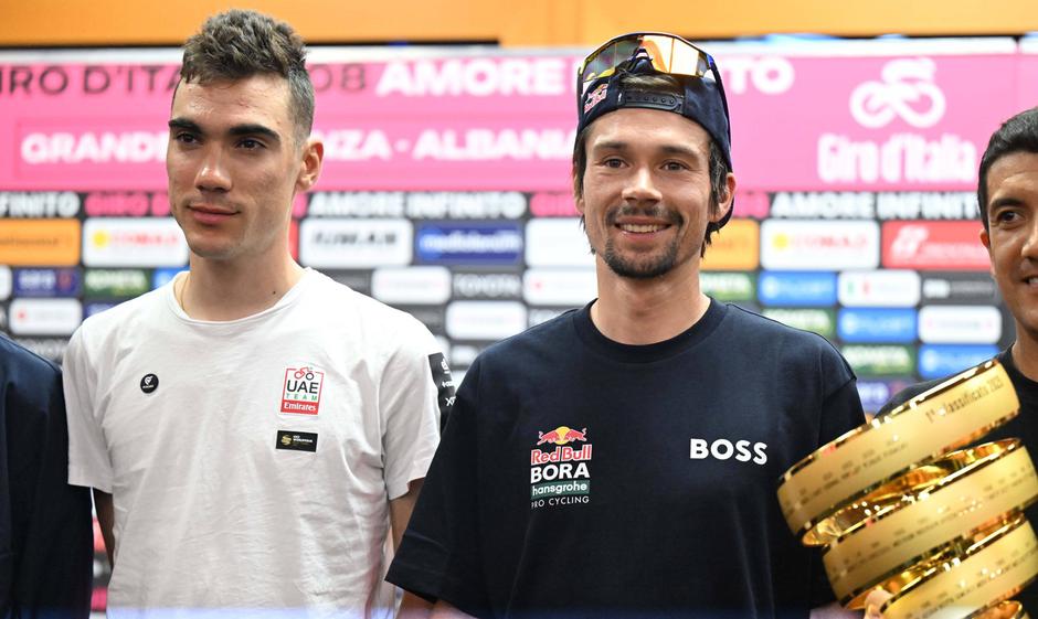 Primož Roglič in Juan Ayuso | Avtor: Profimedia