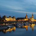 V Dresden, ki se je začel hitro spreminjati po združitvi obeh Nemčij,  zadnja le