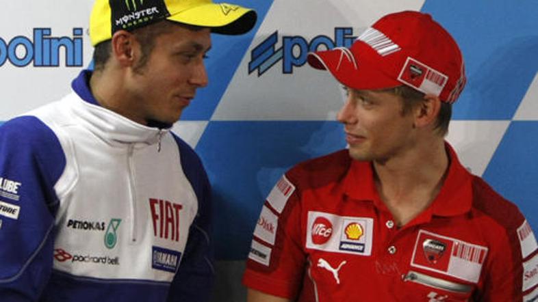 Valentino Rossi in Casey Stoner sta v Motegi prispela dobro razpoložena.