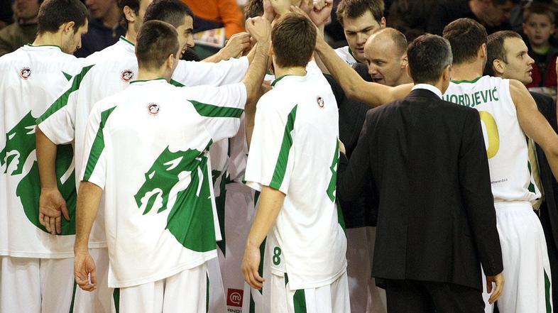 Stare težave v zmajevem gnezdu, a večjega negodovanja še ni. (Foto: Boštjan Taco
