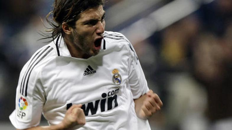 Gonzalo Higuain je bil junak večera v Madridu.