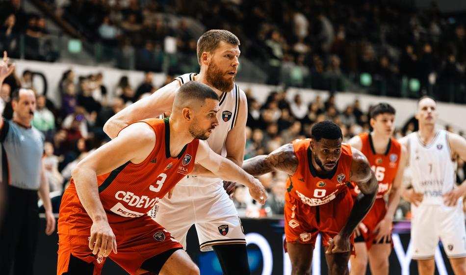 Slab niz Olimpije se nadaljuje