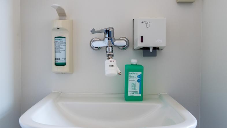 koronavirus COVID-19