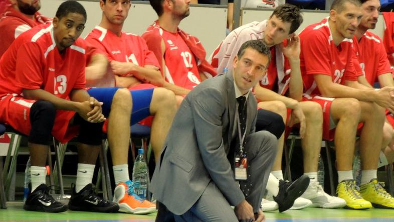 Tajfun, Sutjeska, Dejan Mihevc