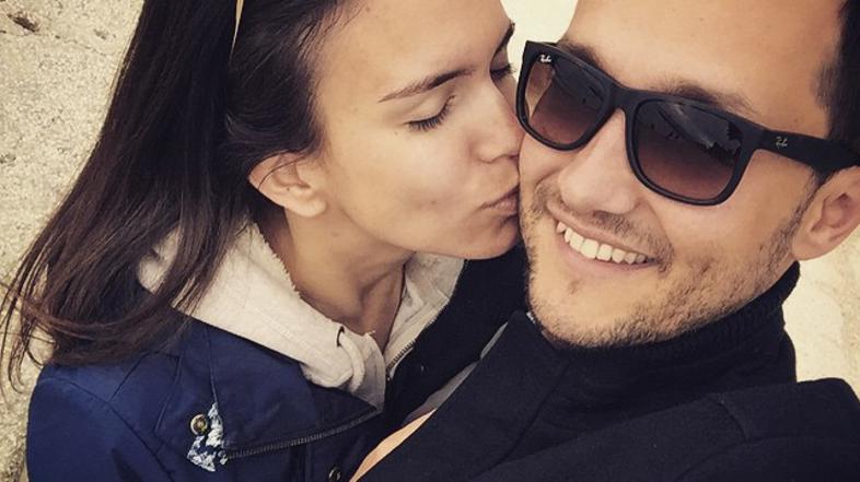 Voditelja Blaž Jarc in Nataša Gavranič