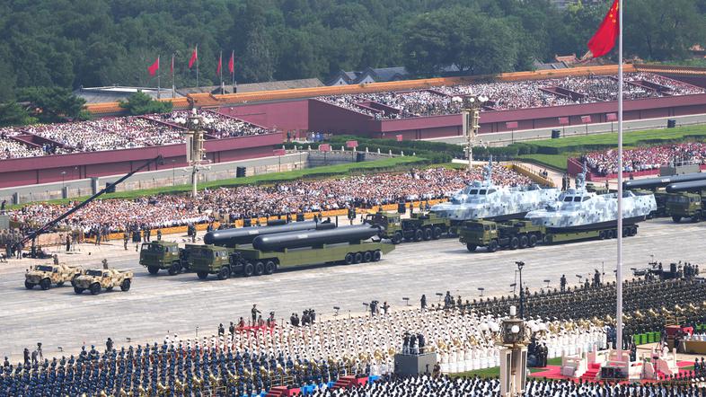 Vojaška parada v Pekingu
