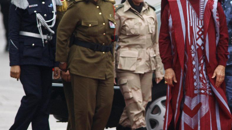 Ekscentrični Gadafi je znan po svoji ženski telesni straži. Fotografije njegove 