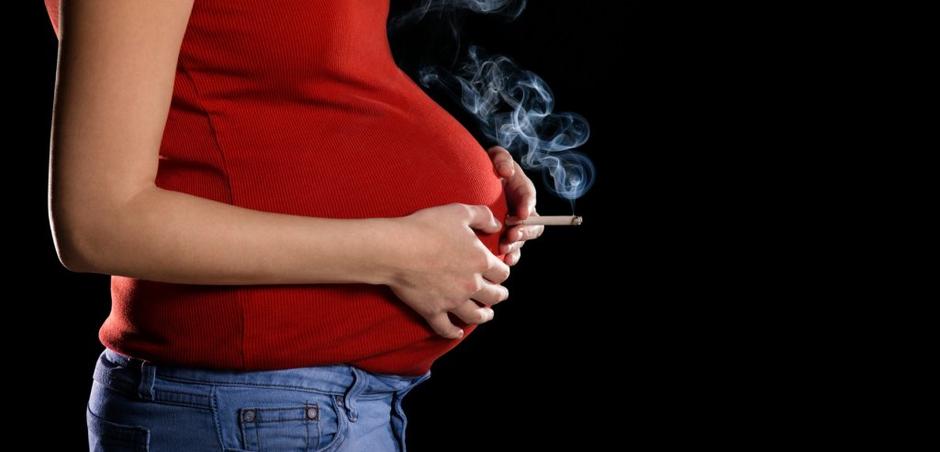Kajenje med nosečnostjo | Avtor: Profimedias