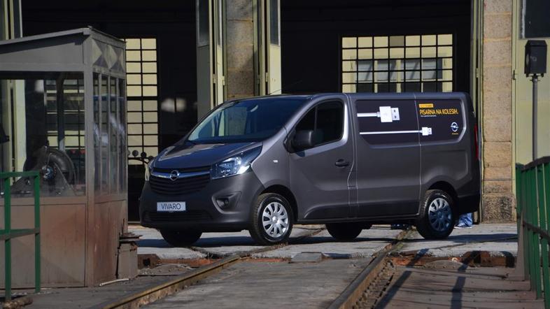 Opel vivaro