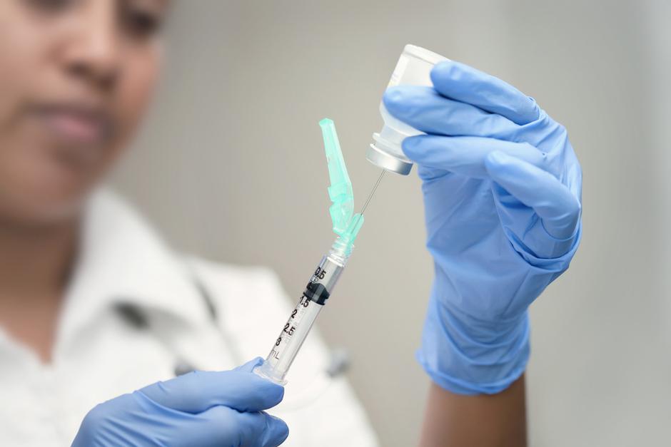 cepivo cepljenje gripa | Avtor: Shutterstock