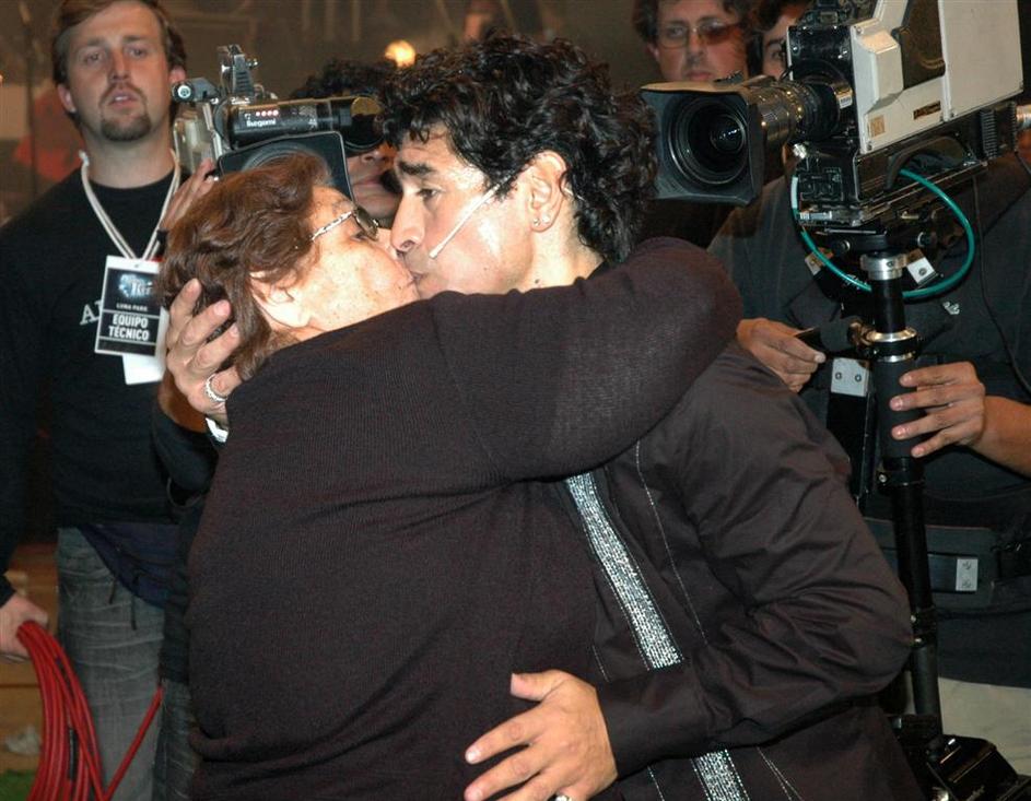 diego maradona mama Dalma Franco de Maradona žena Claudia Villafane