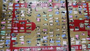 Kitajska univerza telovadnica spanje