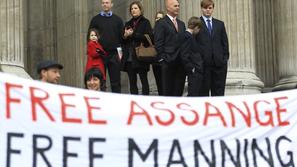 Zaslišanje Manninga