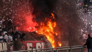 Požar Ajax : Feyenoord