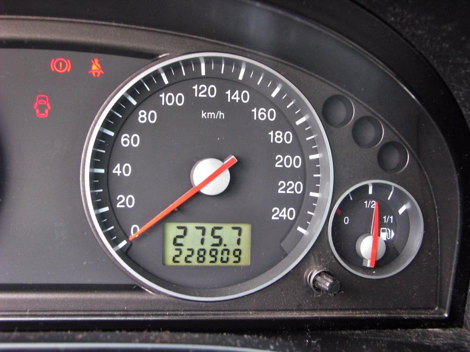 Števec avtomobila | Avtor: Andrej Leban