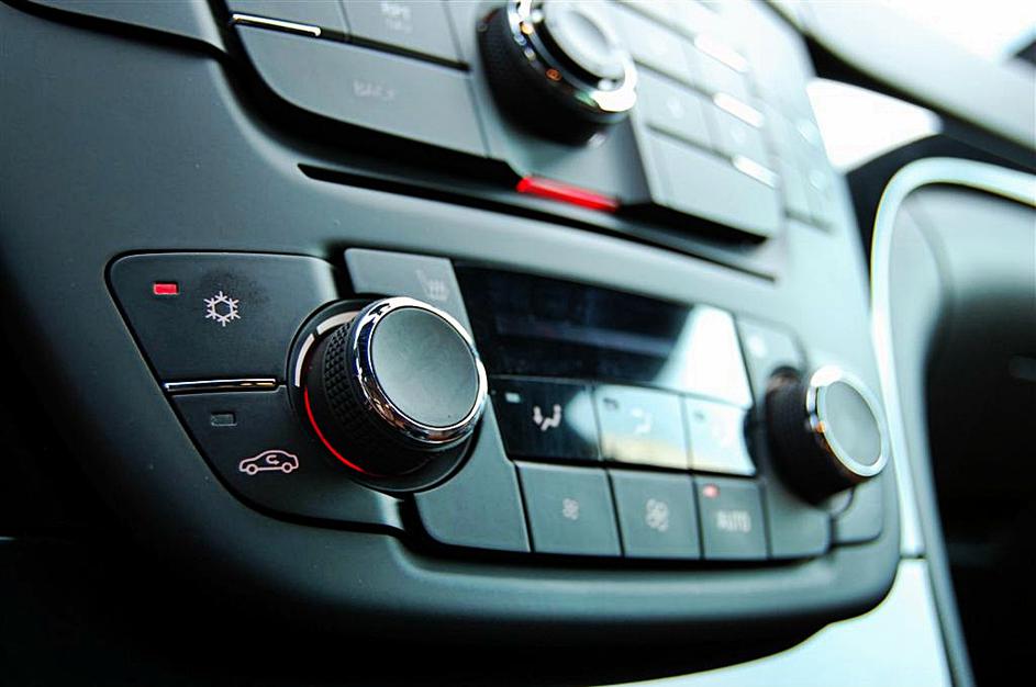 Opel insignia sportstourer 2.0 CDTI sport 4x4