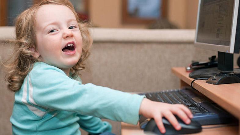 Otrok, računalnik