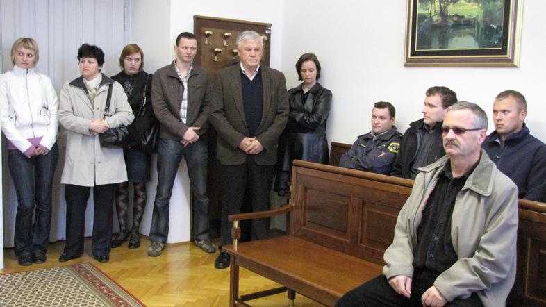 Branko Drkušić, zdaj že upokojeni policist, ki naj bi povzročil nesrečo, krivdo 