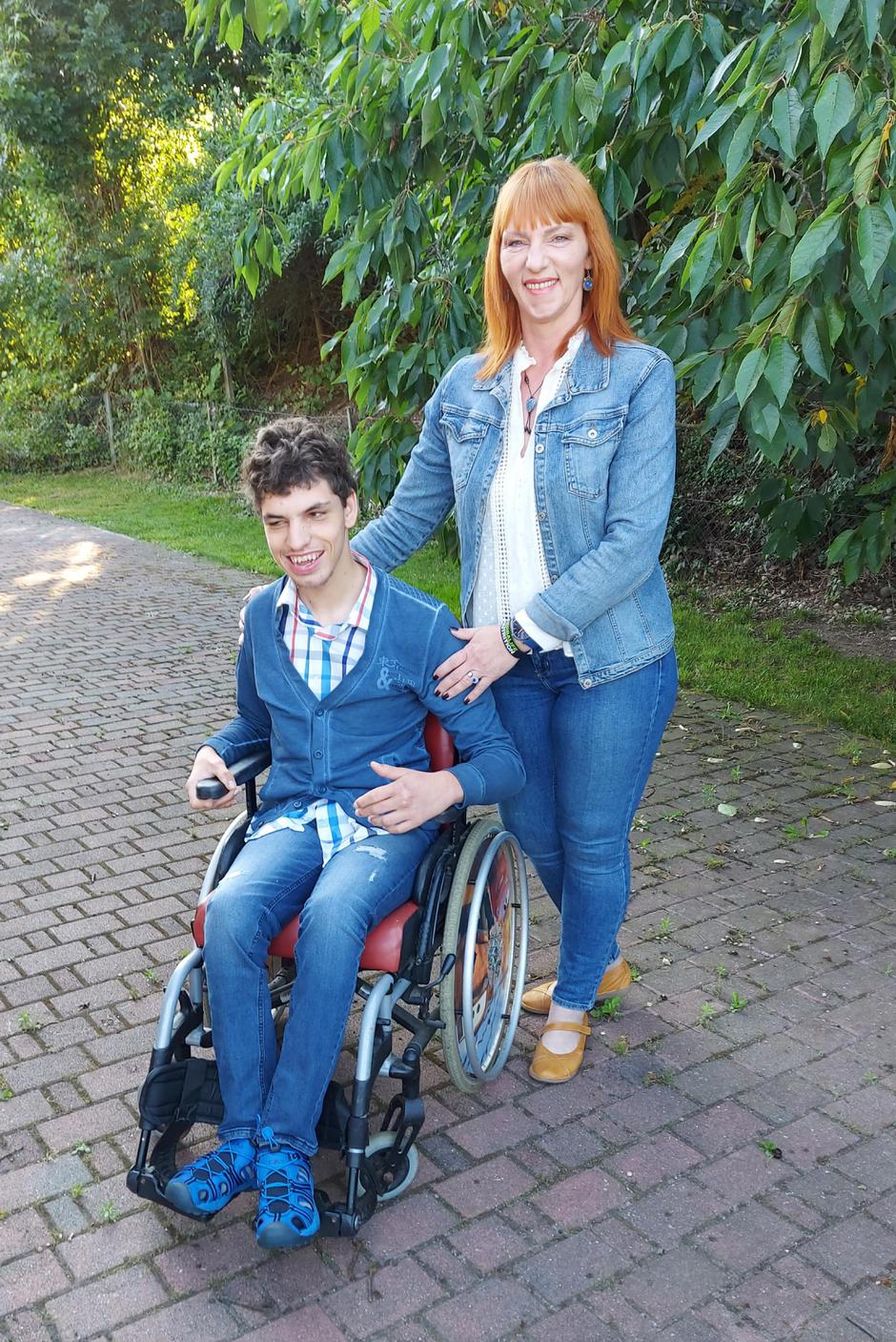 Vid in Vanja | Avtor: Andreja Cilenšek