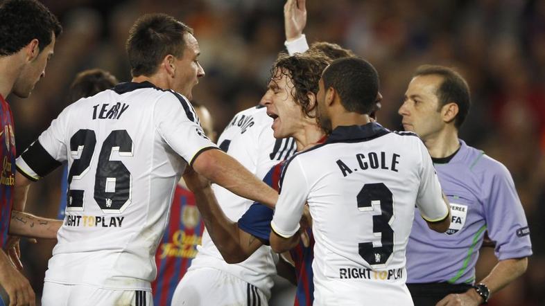 barcelona terry puyol chelsea rdeči karton