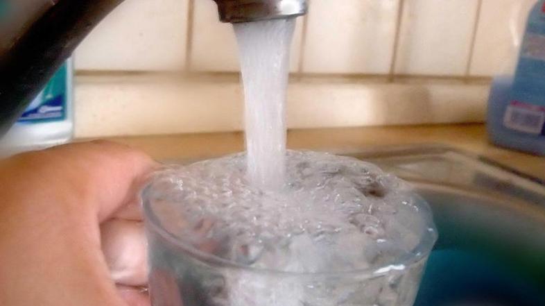 Še ta teden bodo morali prebivalci Vranskega, dela Polzele in Braslovč vodo prek